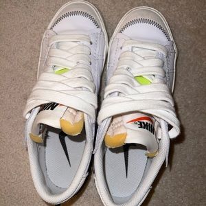 Nike Blazer Women Low Top